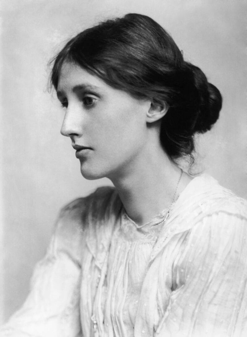 Photo of Virginia Woolf by George Charles Beresford