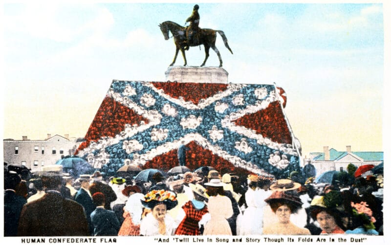 Postcard of people creating a human confederate flag